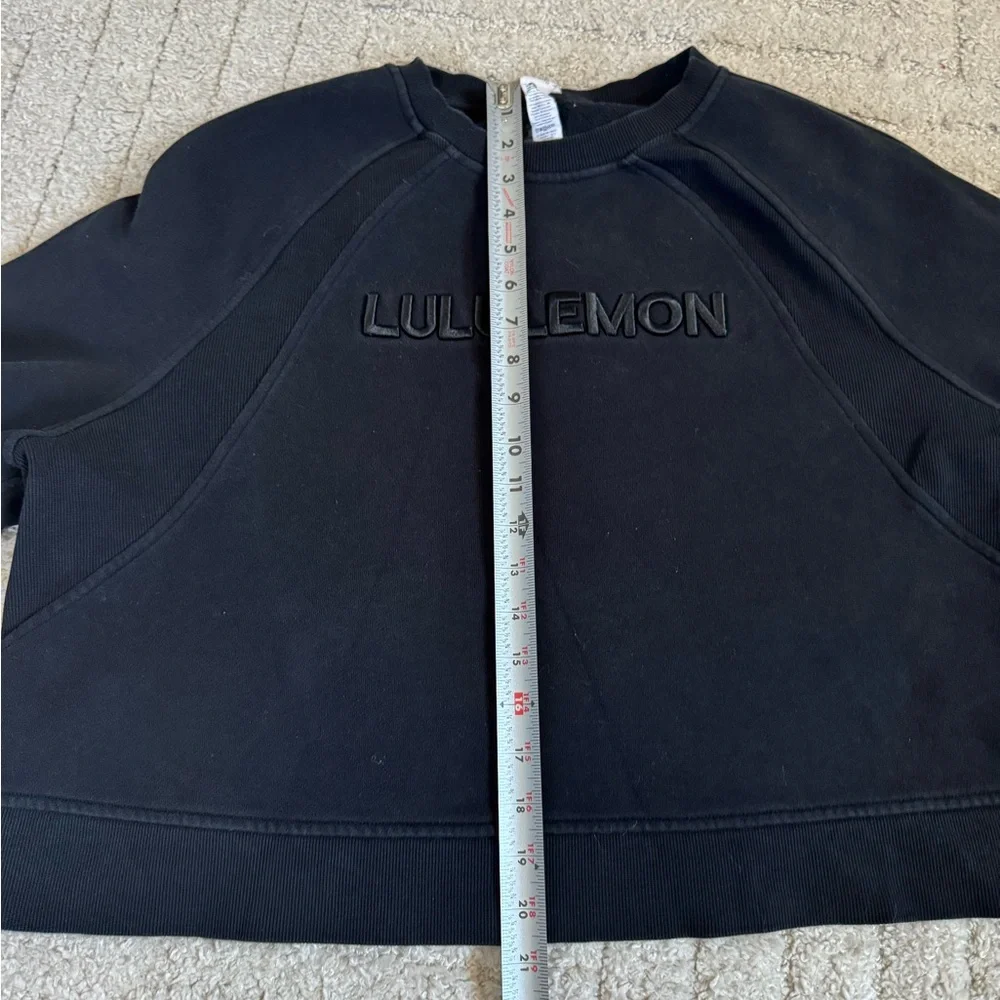 Lululemon Black Crewneck Sweater - Picture 8 of 9